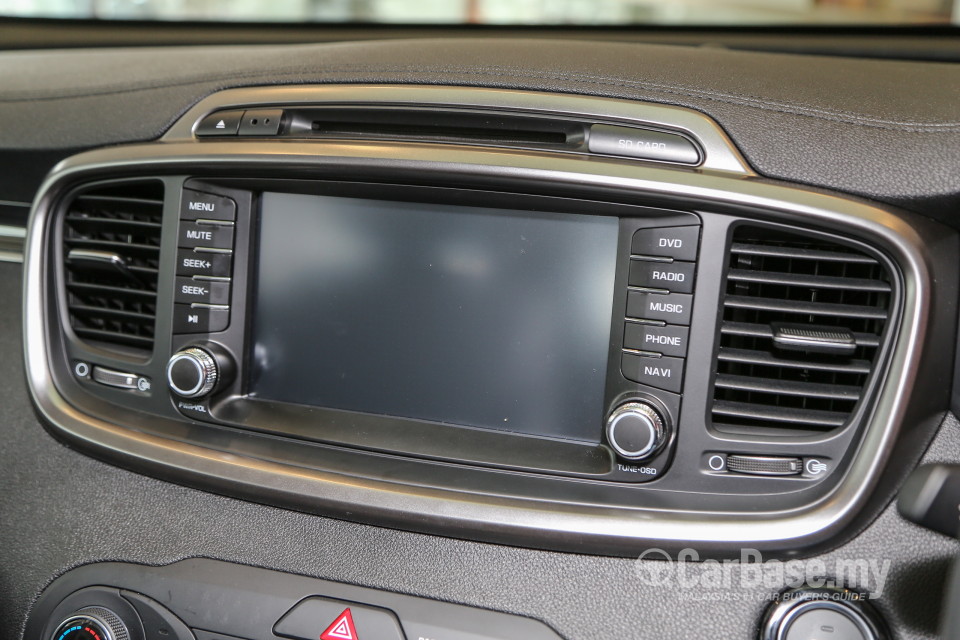 Kia Sorento UM (2016) Interior