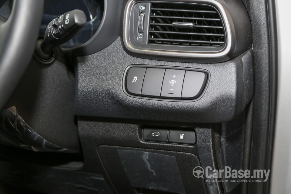 Kia Sorento UM (2016) Interior