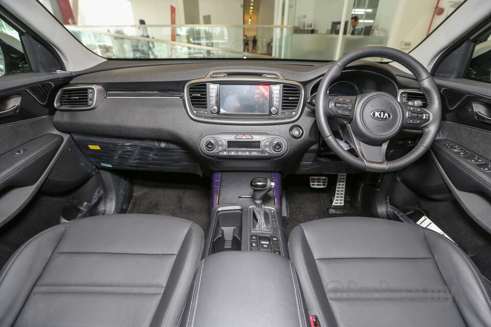 Mazda MX-5 ND (2015) Interior