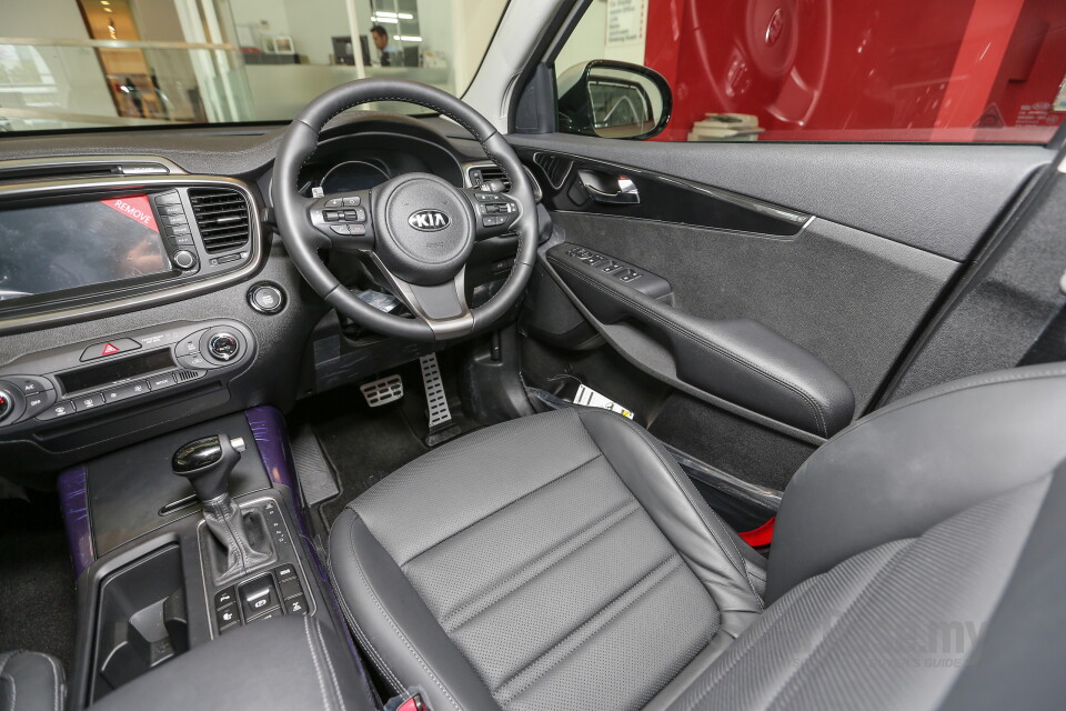 Kia Picanto JA (2018) Interior