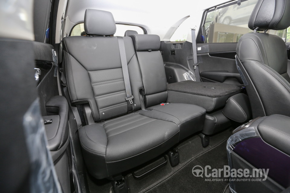 Kia Sorento UM (2016) Interior