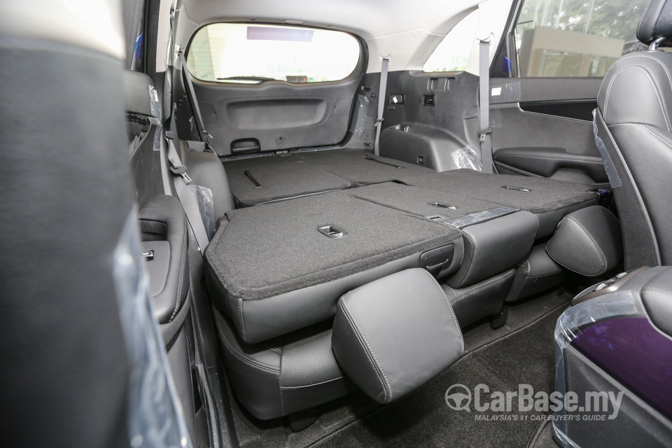 Kia Sorento UM (2016) Interior