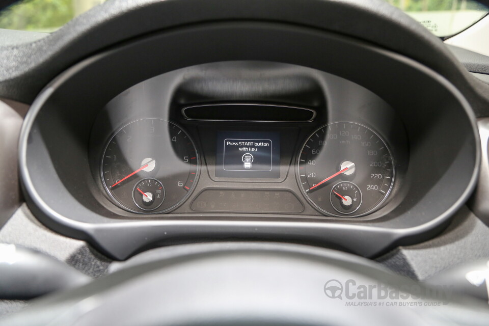 Chevrolet Cruze J300 (2012) Interior