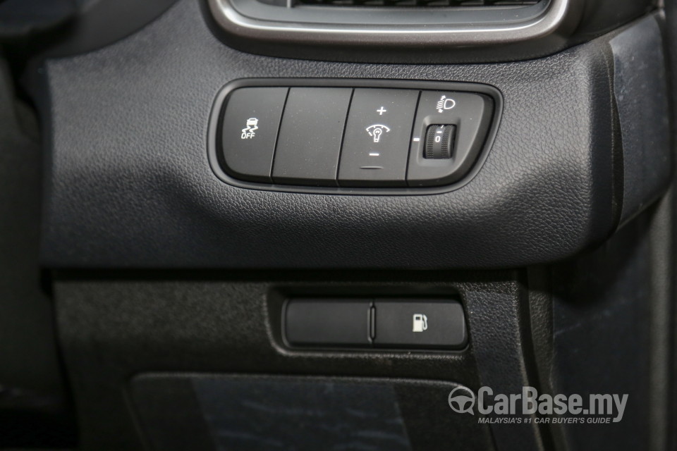 Kia Sorento UM (2016) Interior