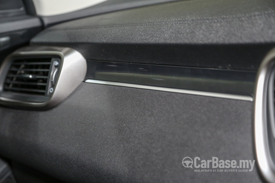 Kia Sorento UM (2016) Interior