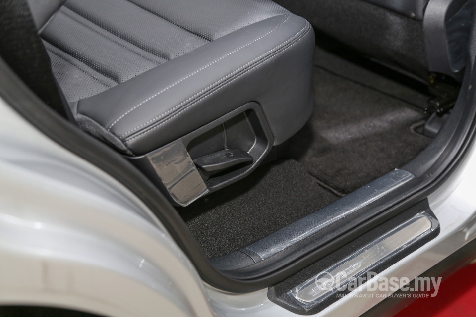 Kia Sorento UM (2016) Interior