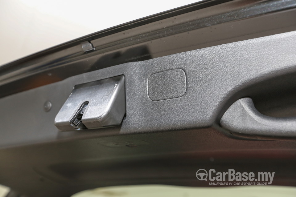 Kia Sorento UM (2016) Interior