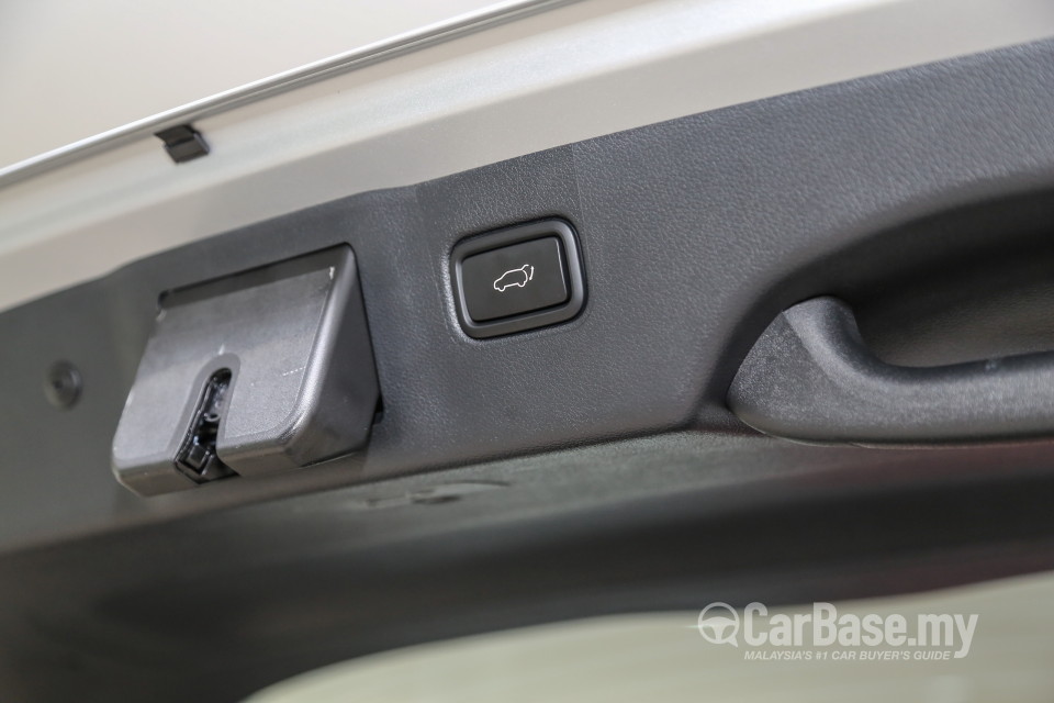 Kia Sorento UM (2016) Interior