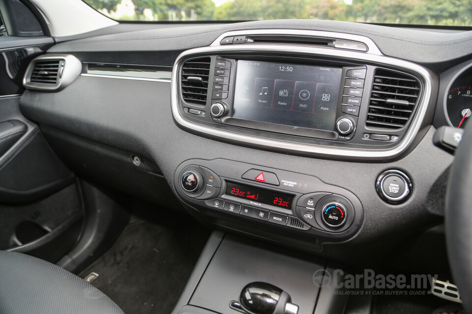 Mercedes-Benz SLC R172 Facelift (2016) Interior