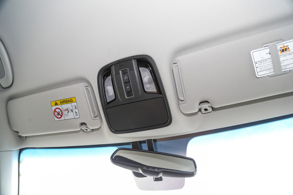 Kia Sorento UM (2016) Interior