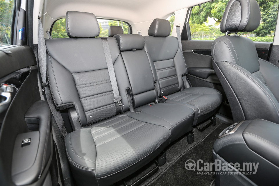 Kia Sorento UM (2016) Interior