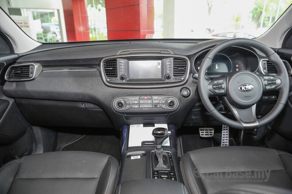 Mitsubishi ASX Mk1 Facelift (2013) Interior