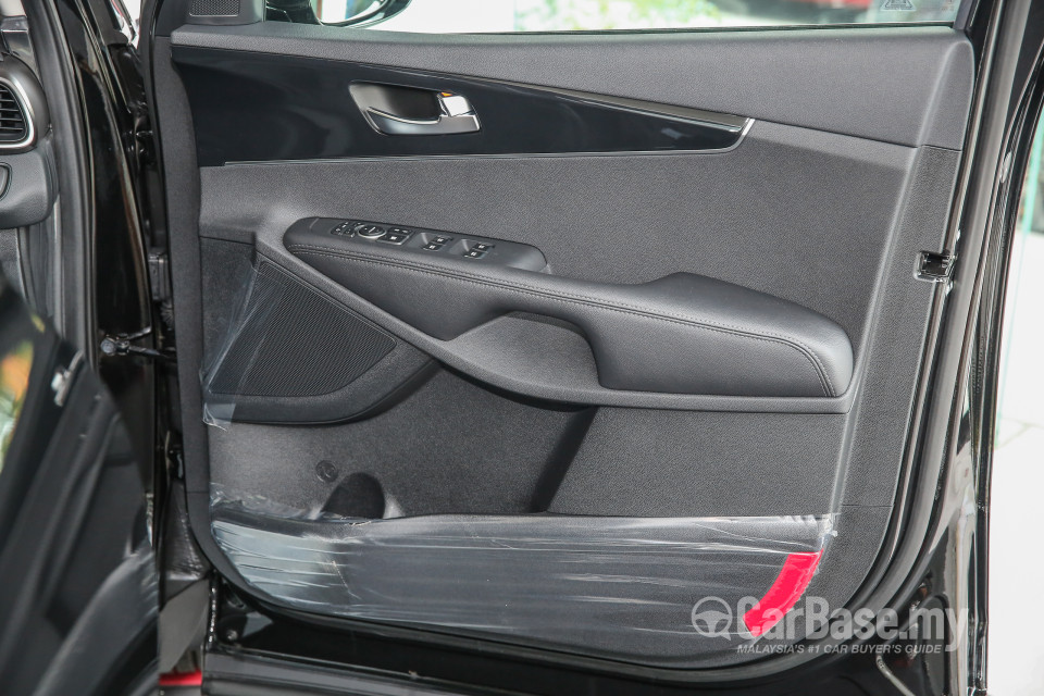 Kia Sorento UM (2016) Interior