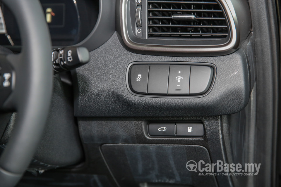 Kia Sorento UM (2016) Interior