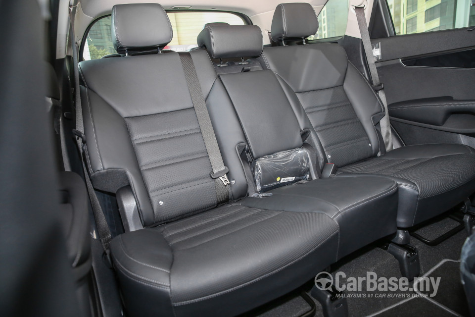 Kia Sorento UM (2016) Interior