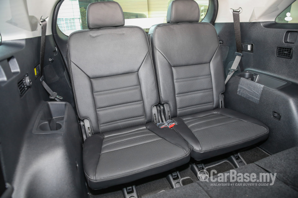 Kia Sorento UM (2016) Interior