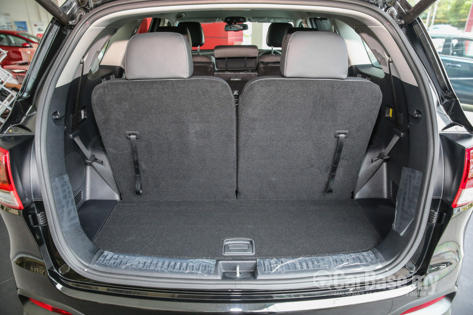 Kia Sorento UM (2016) Interior