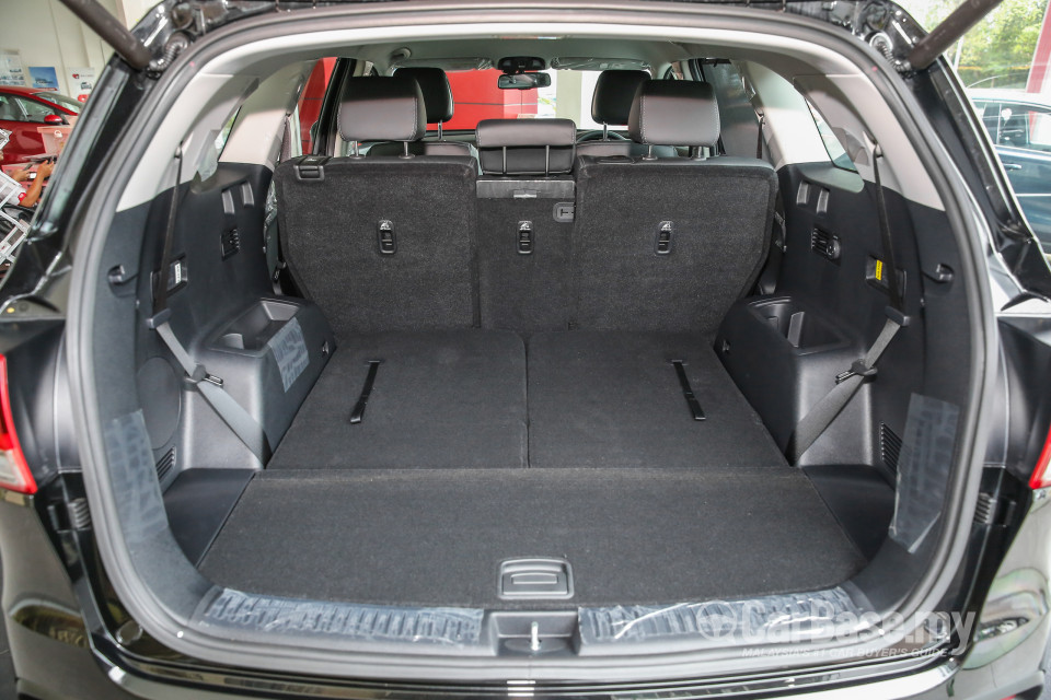 Kia Sorento UM (2016) Interior