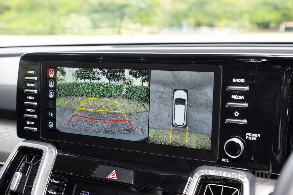 Kia Sorento MQ4 (2023) Interior