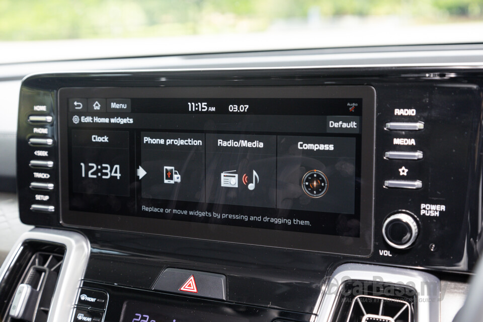 Kia Sorento MQ4 (2023) Interior