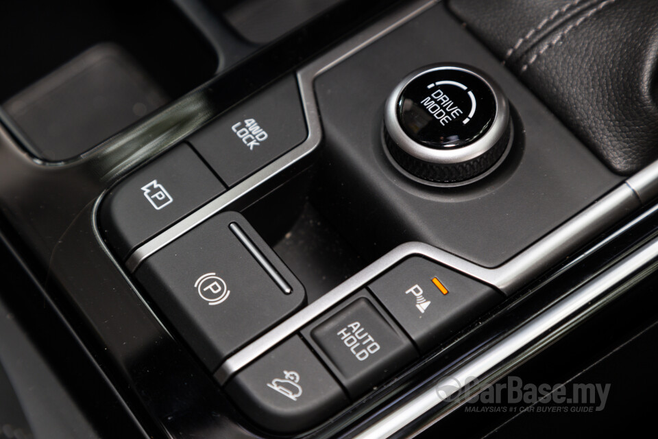 Kia Sorento MQ4 (2023) Interior