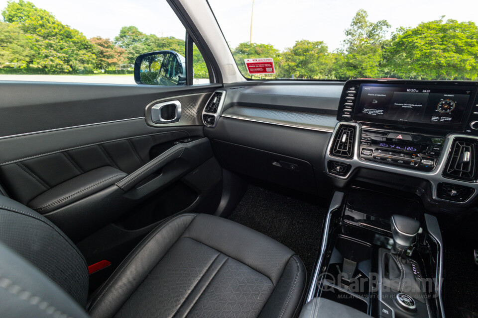 Kia Sorento MQ4 (2023) Interior
