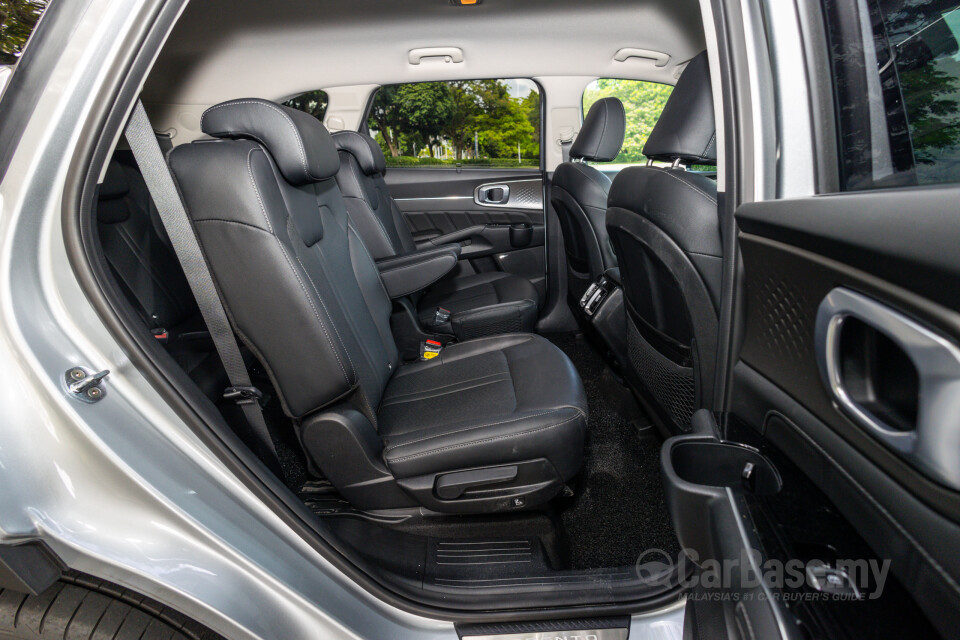 Kia Sorento MQ4 (2023) Interior