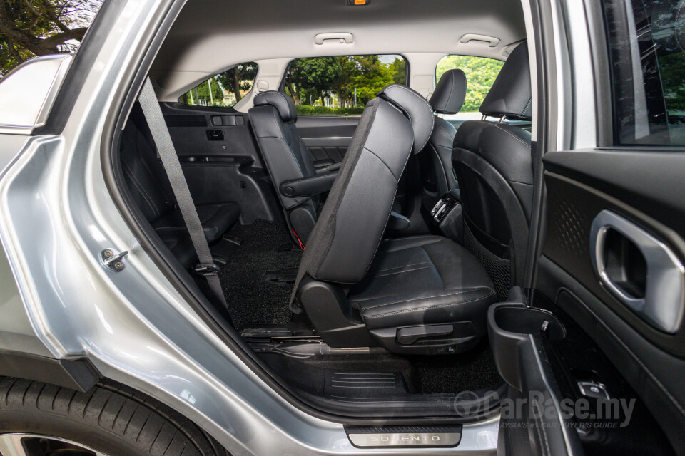 Kia Sorento MQ4 (2023) Interior