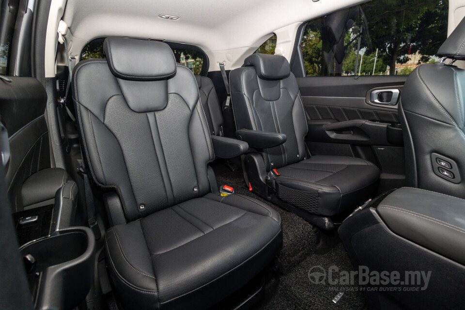 Kia Sorento MQ4 (2023) Interior