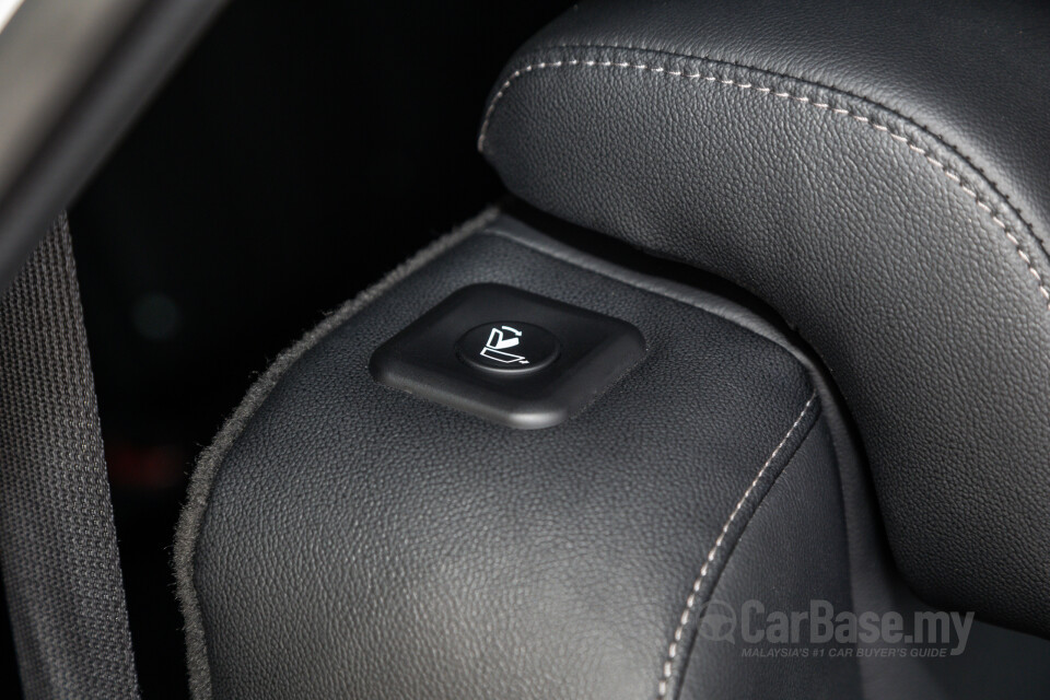 Kia Sorento MQ4 (2023) Interior