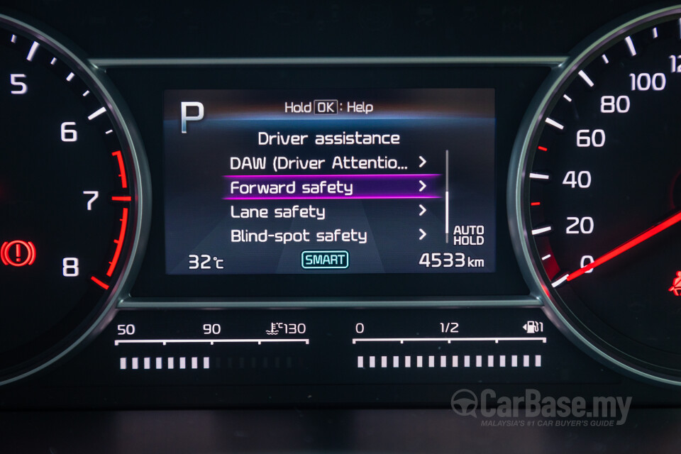 Kia Sorento MQ4 (2023) Interior