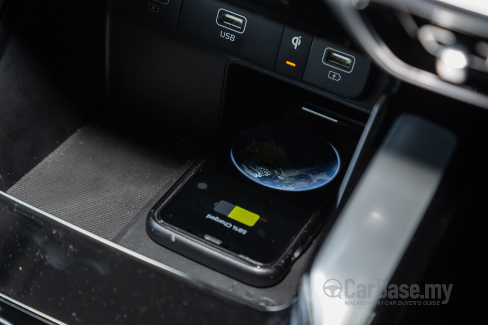 Kia Sorento MQ4 (2023) Interior