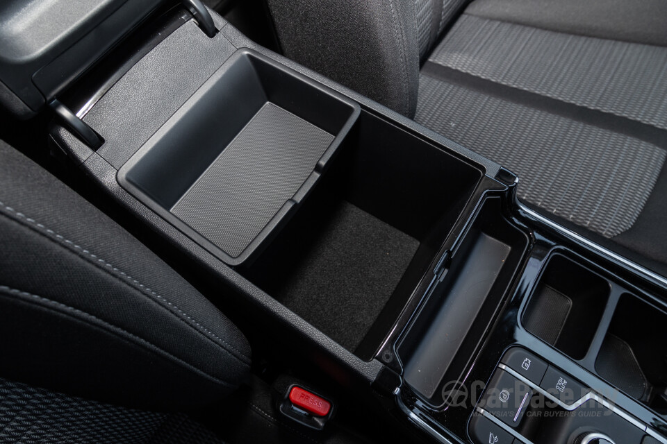 Kia Sorento MQ4 (2023) Interior