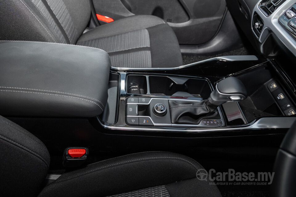 Kia Sorento MQ4 (2023) Interior