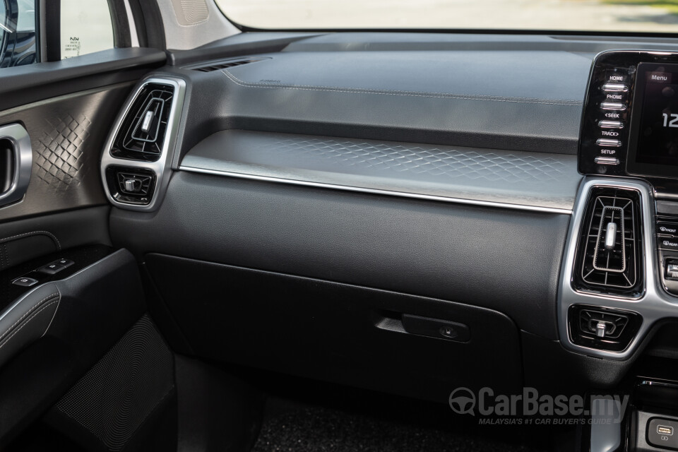 Kia Sorento MQ4 (2023) Interior