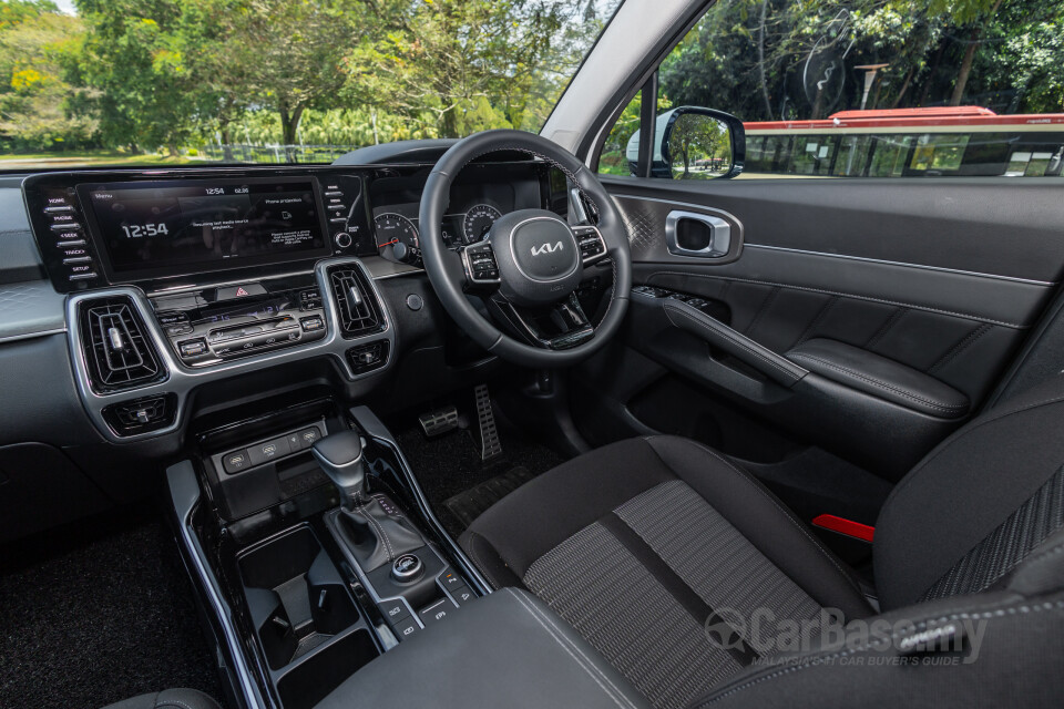Kia Sorento MQ4 (2023) Interior