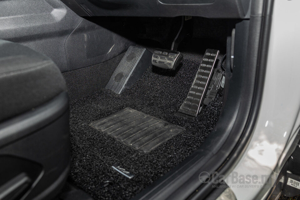 Kia Sorento MQ4 (2023) Interior