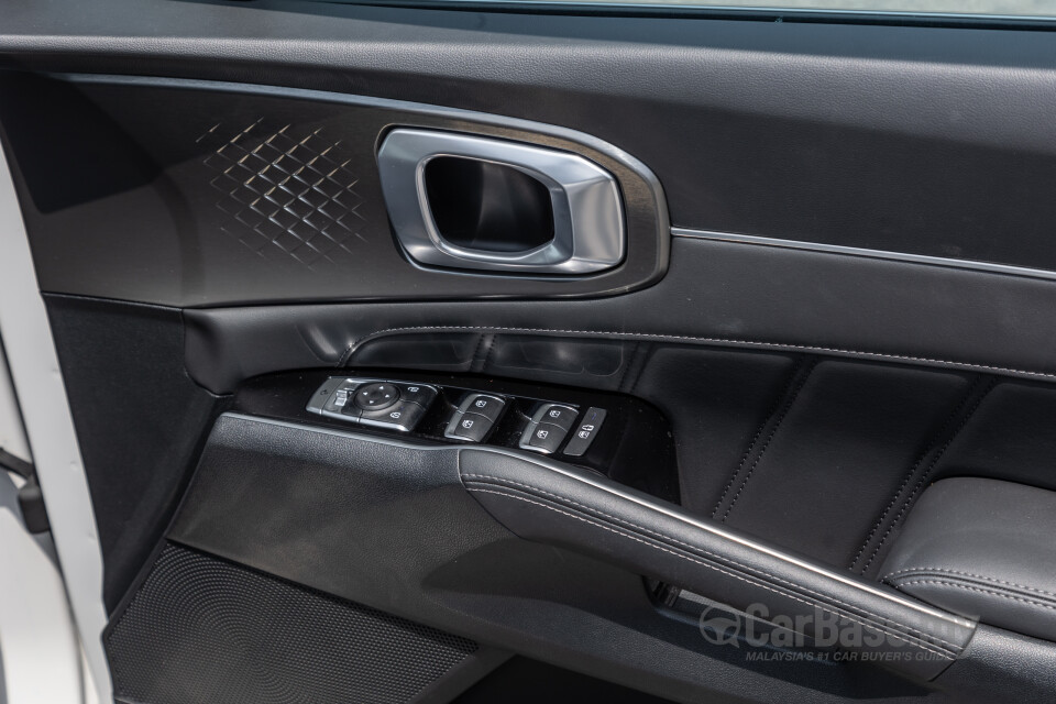Kia Sorento MQ4 (2023) Interior