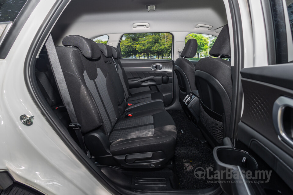 Kia Sorento MQ4 (2023) Interior