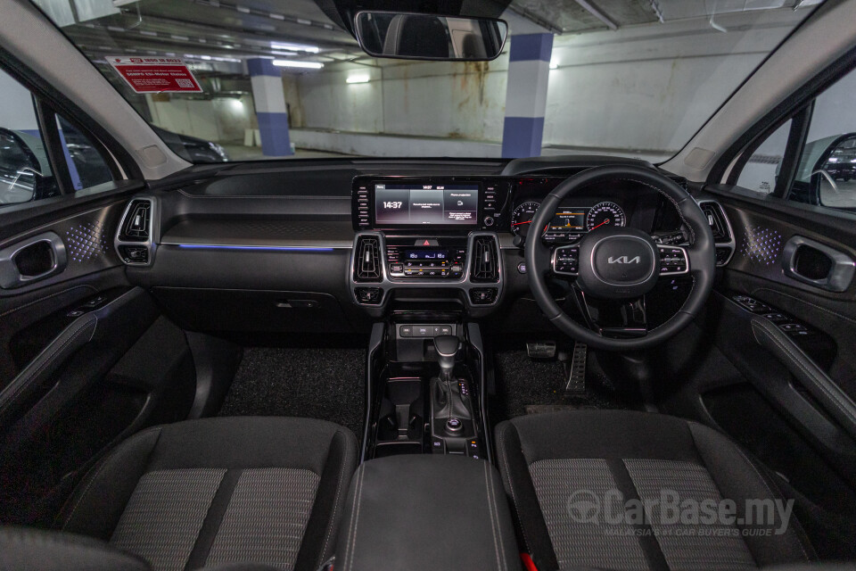 Kia Sorento MQ4 (2023) Interior