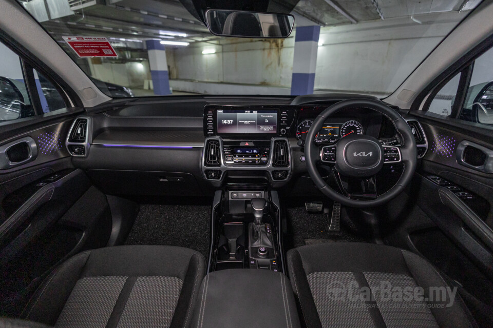 Kia Sorento MQ4 (2023) Interior
