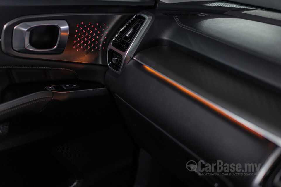 Kia Sorento MQ4 (2023) Interior