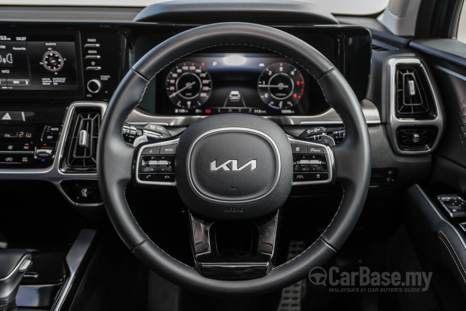 Kia Sorento MQ4 (2023) Interior