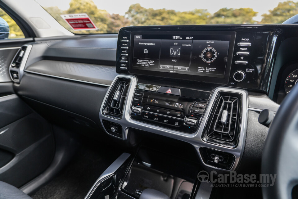 Kia Sorento MQ4 (2023) Interior