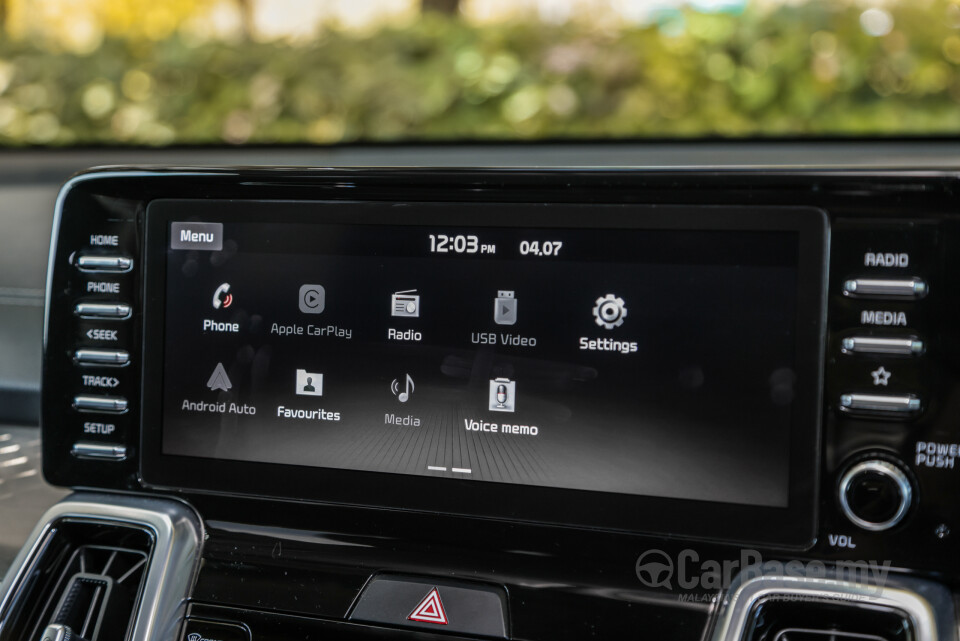 Kia Sorento MQ4 (2023) Interior