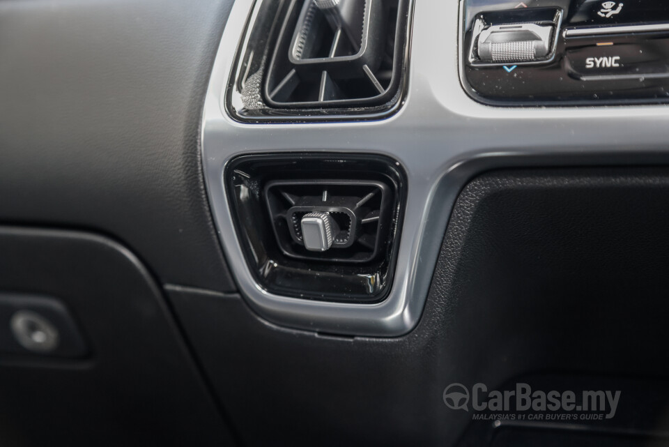 Kia Sorento MQ4 (2023) Interior