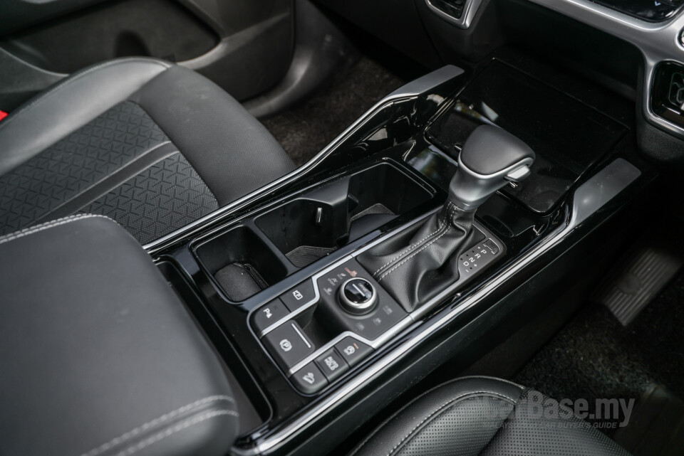 Kia Sorento MQ4 (2023) Interior