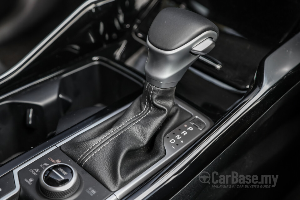Kia Sorento MQ4 (2023) Interior
