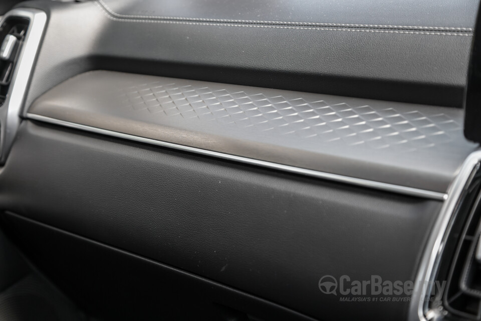 Kia Sorento MQ4 (2023) Interior