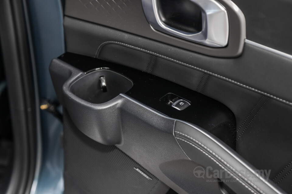 Kia Sorento MQ4 (2023) Interior